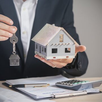 BRAXYXRONIA MISTHOSH Σε τροχιά ανόδου η βραχυχρόνια μίσθωση στην Ελλάδα