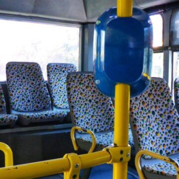 Άναψε τσιγάρο μέσα σε λεωφορείο και έβγαλε μαχαίρι όταν του έκαναν παρατήρηση