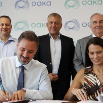 OAKA_YPOGRAFH SYMBASHS Αποκατάσταση του περιβάλλοντος χώρου και της περίφραξης στο ΟΑΚΑ