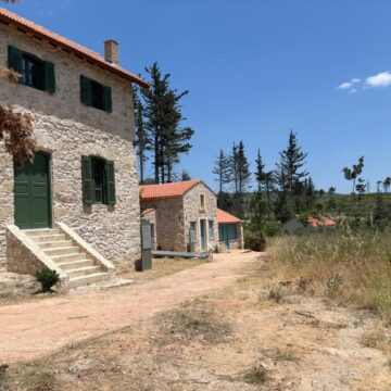 Σε πλήρη εξέλιξη τα έργα στο π. βασιλικό κτήμα στο Τατόι