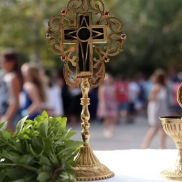 Πρώτο κουδούνι με αγιασμό στα σχολεία όλης της χώρας