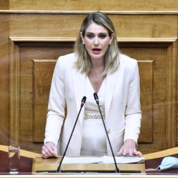 Η στήριξη της οικογένειας βασική προτεραιότητα της κυβέρνησης