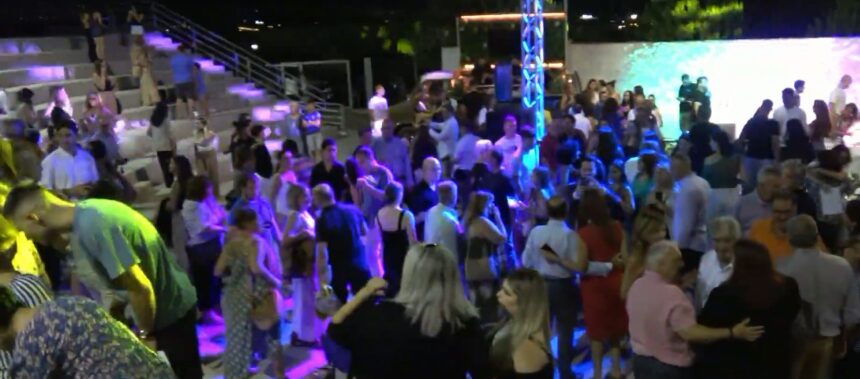 KOROPI_BRABEYSH MATHITON Λαμπερή βραδιά για τους επιτυχόντες μαθητές