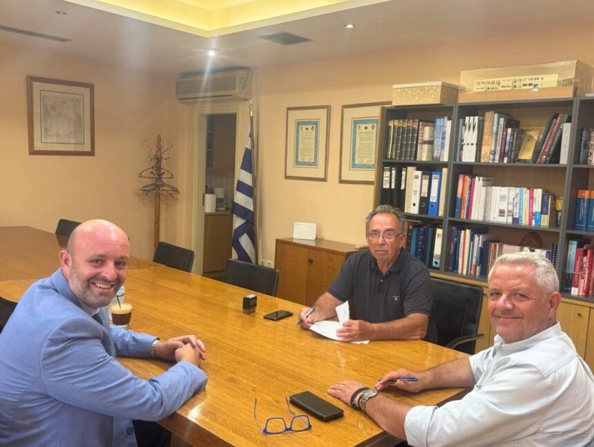 Υπογραφή σύμβασης για έργο αποκατάστασης ζημιών από πλημμύρες