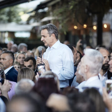 Ραντεβού στις κάλπες στις εκλογές του 2027