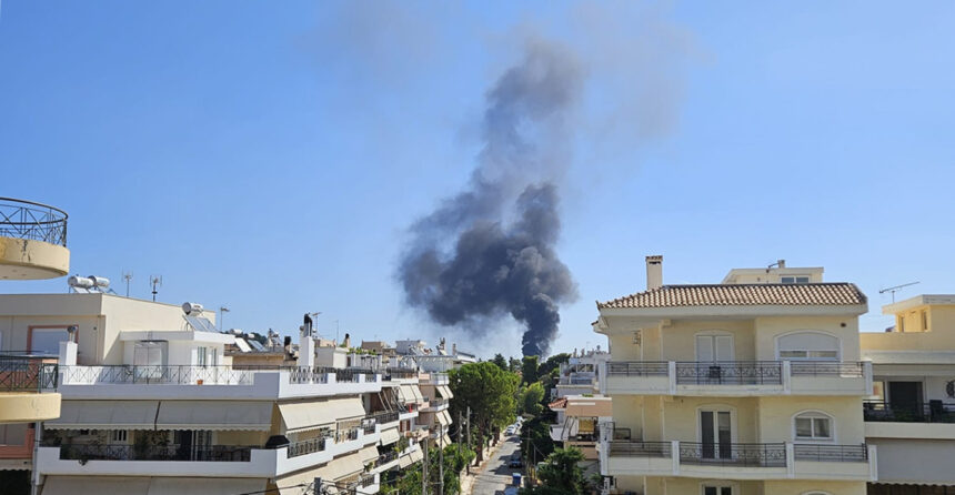 Άμεση επέμβαση της Πυροσβεστικής στην κατάσβεση της φωτιάς στο Μουσικό Σχολείο