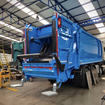 21 νέα οχήματα για τον στόλο του Δήμου