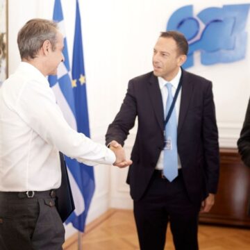 Συνάντηση του πρωθυπουργού με τον αντιπρόεδρο της Google