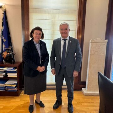 Συνάντηση του Ισίδωρου Μάδη με την υπουργό Πολιτισμού