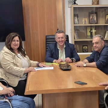 DIONYSOS_EKPAIDEYSH Ενίσχυση της συνεργασίας Δευτεροβάθμιας Εκπαίδευσης και Δήμου