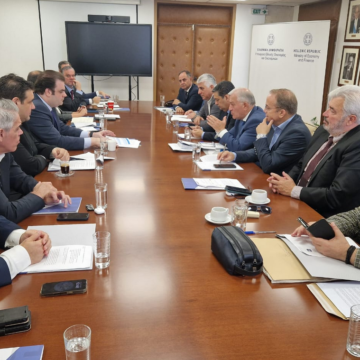KEDE_YPOYRGEIO OIKONOMIKON 2 Ενίσχυση των Δήμων από το Υπουργείο Οικονομικών