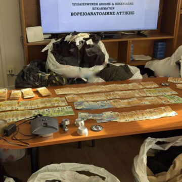 Εξάρθρωση συμμορίας που έκλεβε ρούχα από καταστήματα της Αττικής