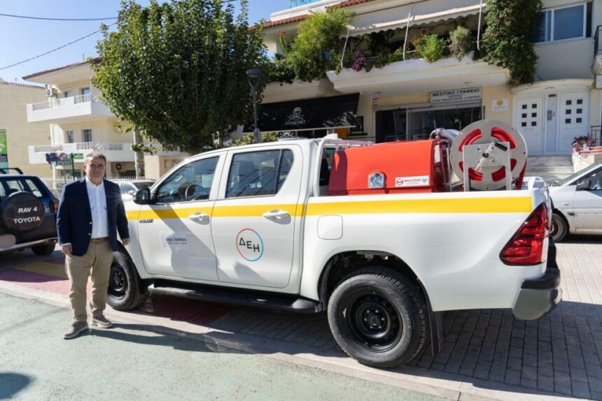 PALLHNH_NEO OXHMA POLITIKHS PROSTASIAS Νέο όχημα 4Χ4 με πυροσβεστική αντλία εξασφάλισε ο Δήμος