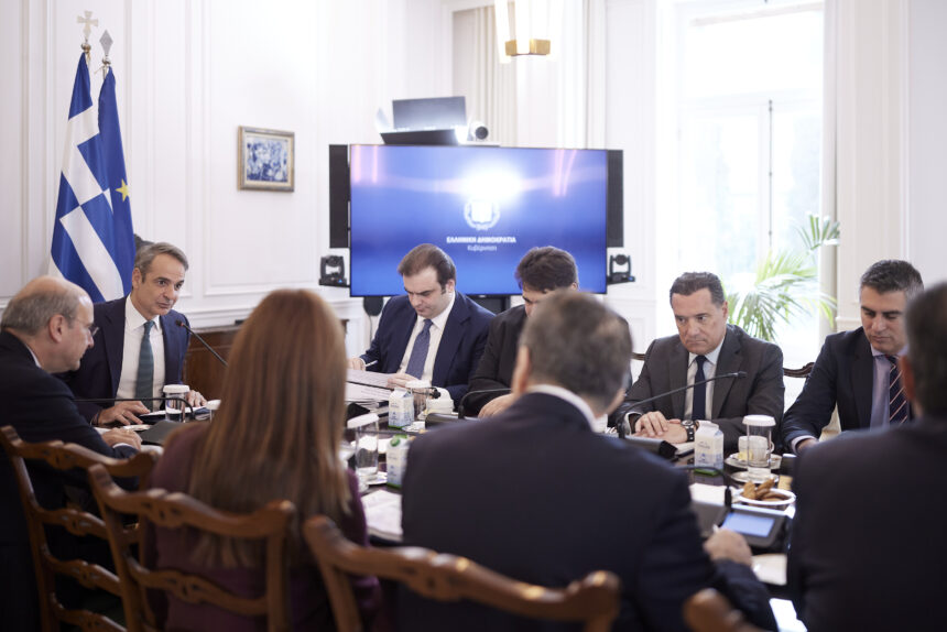 ΜΗΤΣΟΤΑΚΗΣ Κ ΥΠΟΥΡΓΙΚΟ ΣΥΜΒΟΥΛΙΟ Ο Προϋπολογισμός και η Κοινωνική Συμφωνία μεταξύ των θεμάτων που παρουσιάστηκαν