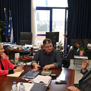 AXARNES_SYNANTHSH GG APOKENTROMENHS Εποικοδομητική Συνάντηση με τον ΓΓ της Αποκεντρωμένης Διοίκησης