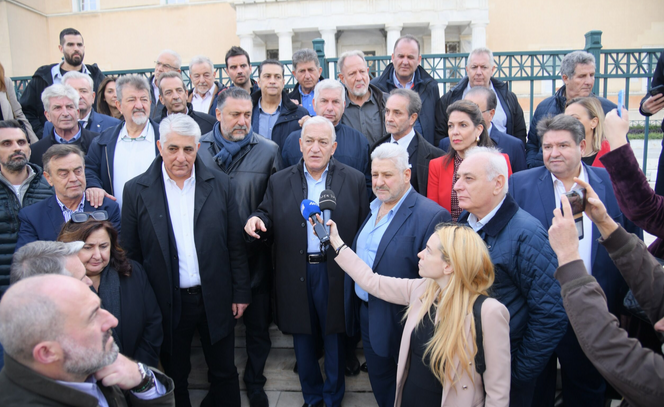 KEDE_KINHTOPOIHSH Μαζικό μήνυμα από τους Δήμους