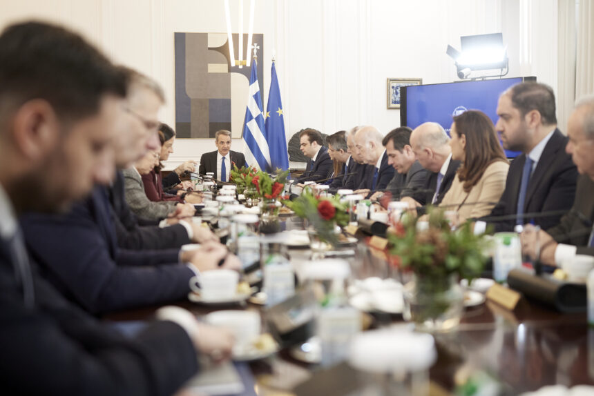 Αυτή η κυβέρνηση σε εκβιασμούς δεν πρόκειται να υποκύψει