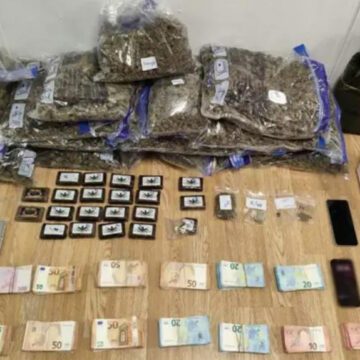 Συνελήφθησαν τράπερ που διακινούσαν κάνναβη στην Αττική