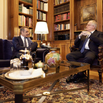 Το 2026 μπήκε με πρωτοφανείς προκλήσεις για το διεθνές γεωπολιτικό και οικονομικό πλαίσιο