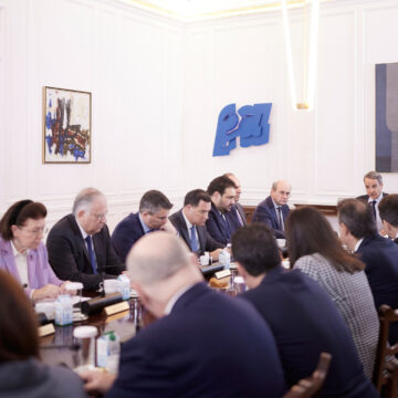 Η αναμέτρηση με το βαθύ κράτος είναι συνεχής