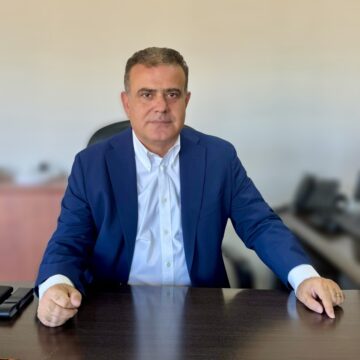 PALLHNH_DHMARXOS Εξώδικη διαμαρτυρία του Δημάρχου κατά των μέσων «Φίμωτρο» και «Εδώλιο»