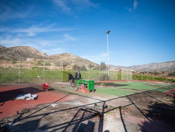 Ανακαίνιση των γηπέδων τένις στην Ανάβυσσο