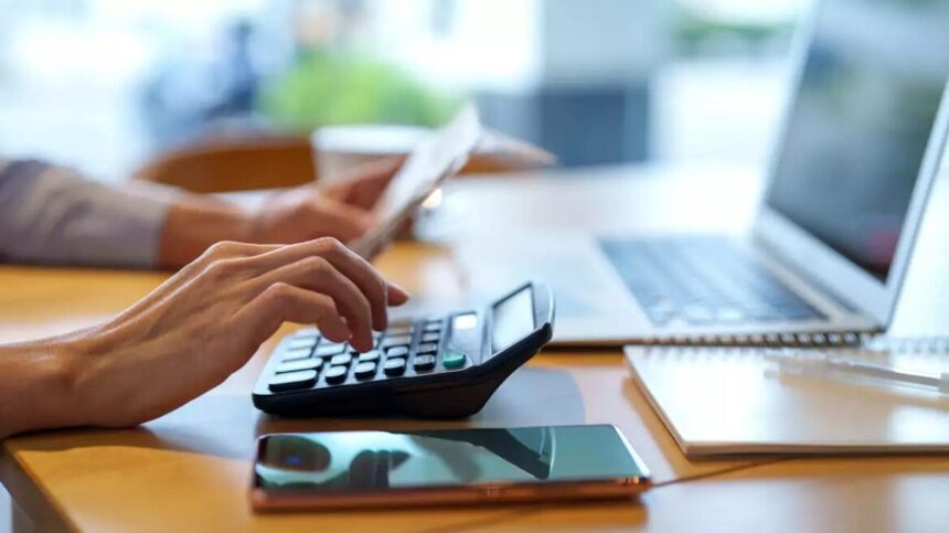 FOROLOGIKES DHLOSEIS Αντίστροφη μέτρηση για τις φορολογικές δηλώσεις