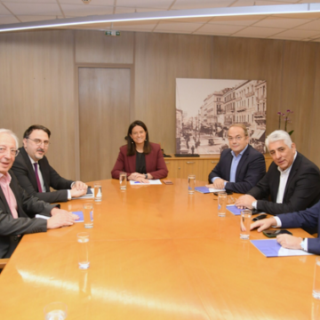 KEDE_YPOYRGEIO ESOTERIKON Η ΚΕΔΕ ζητάει μόνιμο προσωπικό και συνέχιση του προγράμματος 55+