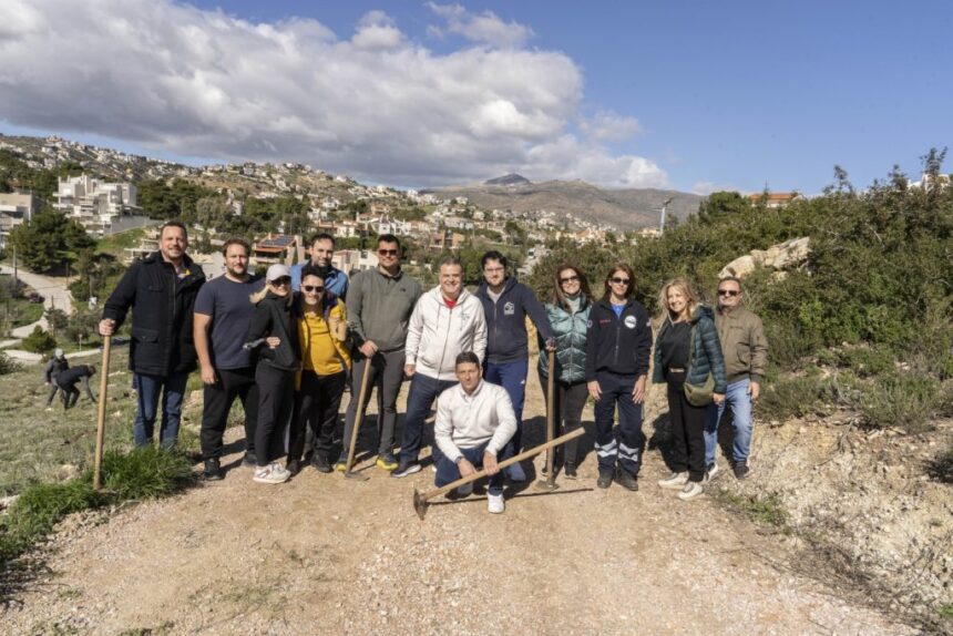 Πάνω από 1.000 δέντρα φυτεύτηκαν στο Πανόραμα Παλλήνης