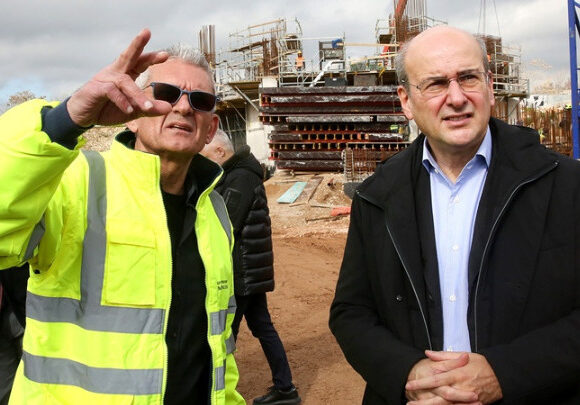 Το Ελληνικό σε μικρογραφία θα θυμίζουν οι αναπλάσεις που θα γίνουν στον Ελαιώνα