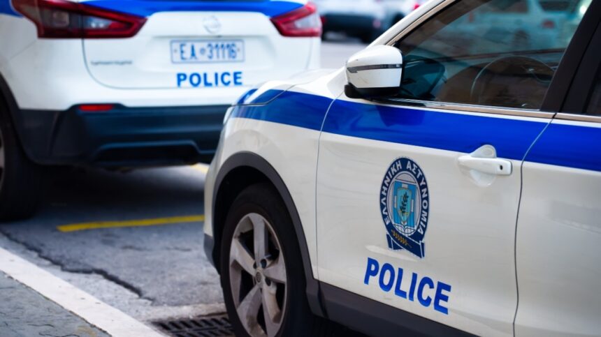 Ανήλικοι έστηναν εμπόδια στον δρόμο και λήστευαν οδηγούς