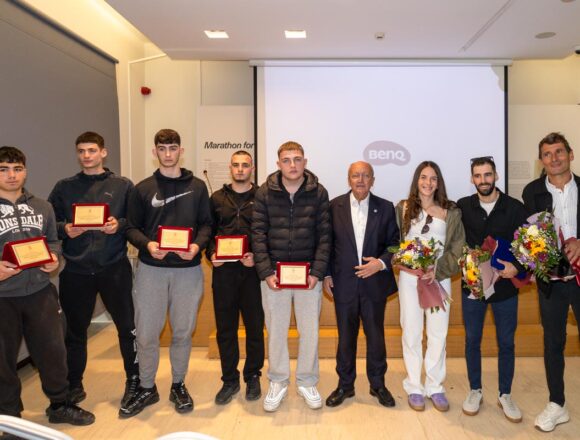 Τελετή ανακήρυξης πρεσβευτών και βράβευσης των ηρωικών μαθητών του Λυκείου