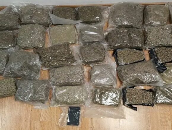 Δύο συλλήψεις για διακίνηση ναρκωτικών στην Αττική