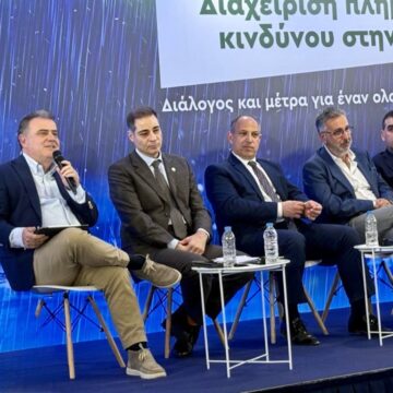PALLHNH_EKDHLOSH PLHMMYRIKOS KINDYNOS Ο Δήμαρχος Παλλήνης, Χρήστος Αηδόνης, στην εκδήλωση για τη «Διαχείριση πλημμυρικού κινδύνου στην Αττική»