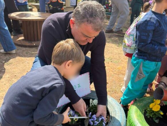 PALLHNH_SXOLIKOI KHPOI Δράσεις δημιουργίας σχολικών κήπων σε νηπιαγωγεία του Δήμου