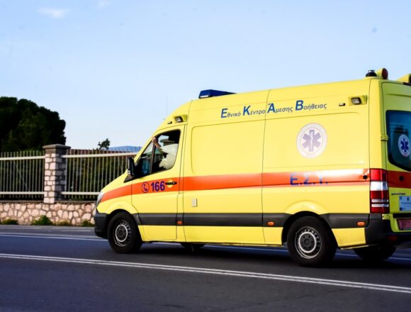 Νεκρός 75χρονος έπειτα από μετωπική σύγκρουση ΙΧ με μηχανή