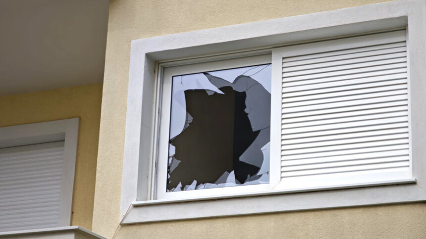 Ένοπλη ληστεία με λεία 5.000 ευρώ στη Βάρη