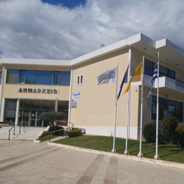 Διεκδίκηση περισσότερου χώρου στη χερσαία ζώνη του λιμανιού