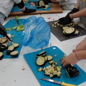 Μάθημα προσφοράς στο Δημοτικό Σχολείο Ροδόπολης