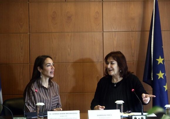 Η Ελλάδα πρωτοπορεί με ένα Εθνικό Σχέδιο Δράσης που απαντά στην ουσία του δημογραφικού προβλήματος