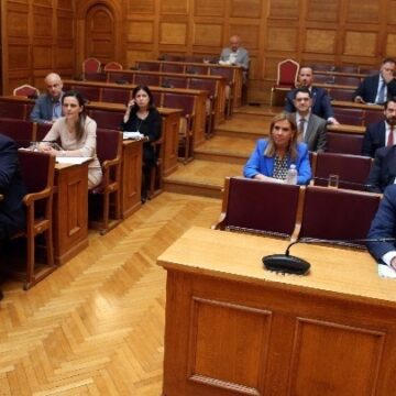 Την άρση ασυλίας των 11 βουλευτών εισηγείται η επιτροπή Δεοντολογίας