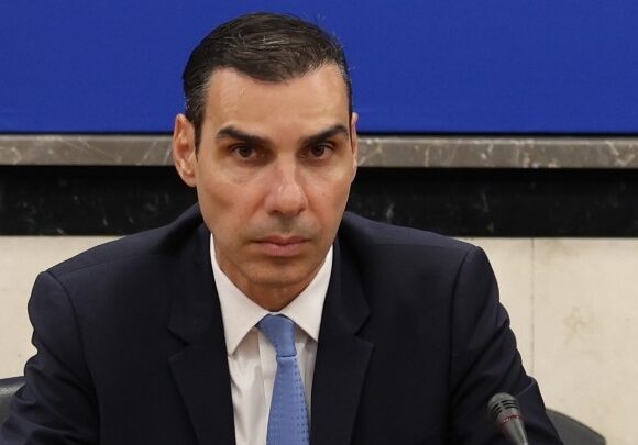 Άνοιξε η πλατφόρμα για προσλήψεις νοσηλευτών στην Αττική