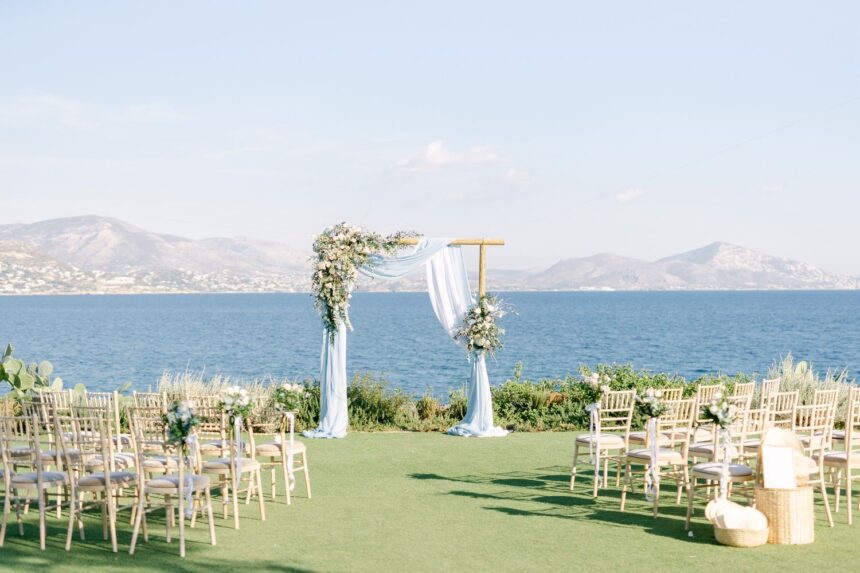 H Αθηναϊκή Ριβιέρα στο επίκεντρο για destination weddings