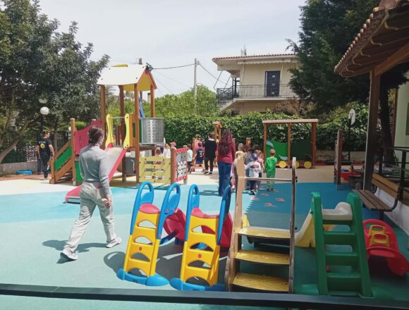 Άσκηση ετοιμότητας της Πολιτικής Προστασίας στα σχολεία του Βαρνάβα