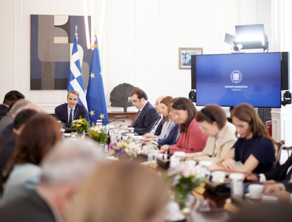 MHTSOTAKHS_YPOYRGIKO SYMBOYLIO Πολιτική Βαβέλ με τα νέα κόμματα