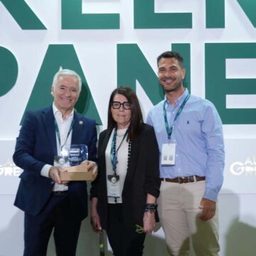 PAIANIA_BRABEIO KAINOTOMIAS 2 Βραβείο καινοτομίας για την «Εφαρμογή Διαχείρισης Δομών»