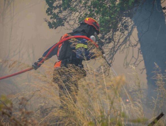 Συνελήφθη 89χρονος για πυρκαγιά από αμέλεια