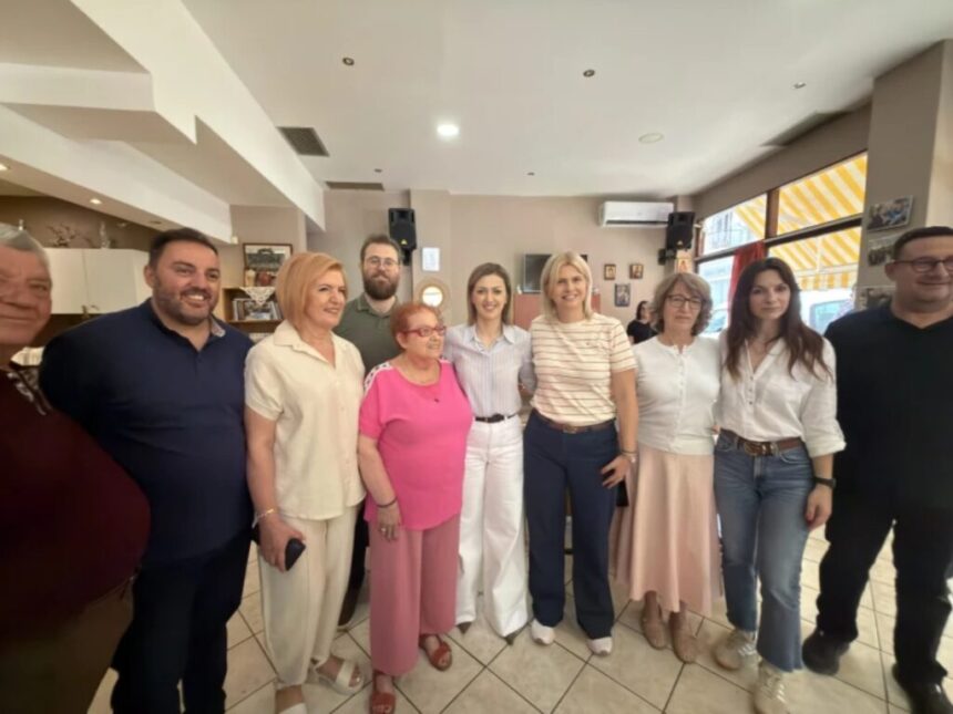 AGAPHDAKH_ILION Στο Ίλιον η Ειρήνη Αγαπηδάκη με τις Κινητές Ομάδες Υγείας