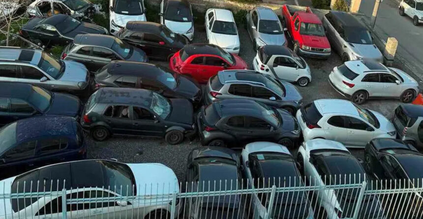 Εξαρθρώθηκε το κύκλωμα που έκλεβε, παραποιούσε και μεταπωλούσε οχήματα