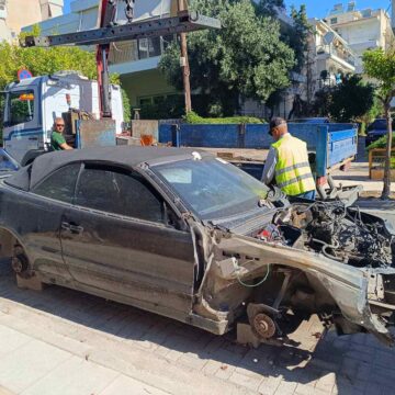 BBB_EGKATALELEIMMENA OXHMATA (4) Σε εξέλιξη το πρόγραμμα απόσυρσης εγκαταλελειμμένων οχημάτων